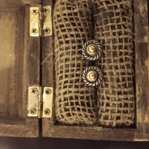 David Yurman 585 14k 925 sterling cookie earrings